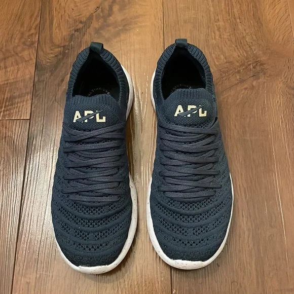 APL | Shoes | Apl Techloom Wave Sneakers Size 75 | Poshmark display picture 2